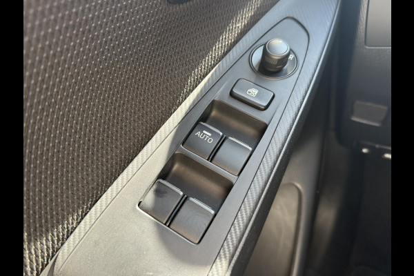 Mazda 2 1.5 Skyactiv-G Style Selected | NIEUW MODEL! | WEINIG KILOMETERS | DEALERONDERHOUDEN | NAVIGATIE |