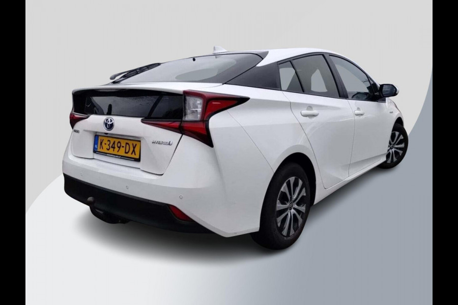 Toyota Prius 1.8 Dynamic Hybrid | Trekhaak | Stoelverwarming | Navigatie | Cruise Control | Climate Control |