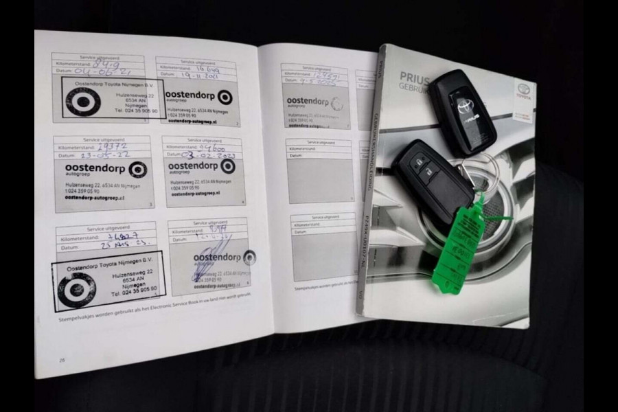 Toyota Prius 1.8 Dynamic Hybrid | Trekhaak | Stoelverwarming | Navigatie | Cruise Control | Climate Control |