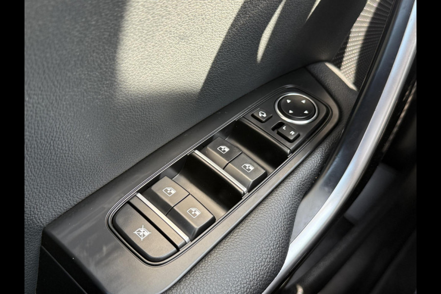 Kia Ceed 1.5 T-GDi GT-Line | ACHTERUITRIJCAMERA | NAVIGATIE SYSTEEM | CLIMATE CONTROL | AFNEEMBARE TREKHAAK |