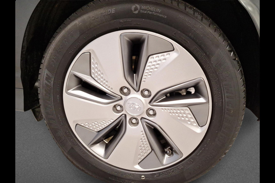 Hyundai Kona EV Premium 64 kWh