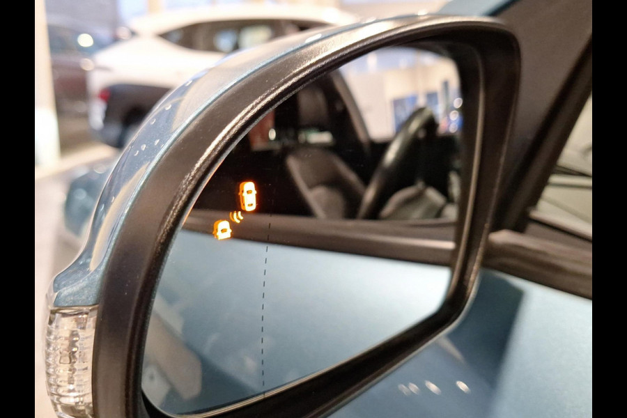 Hyundai Kona EV Premium 64 kWh