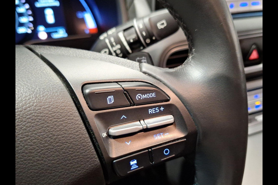 Hyundai Kona EV Premium 64 kWh