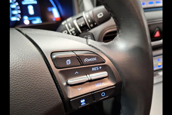 Hyundai Kona EV Premium 64 kWh