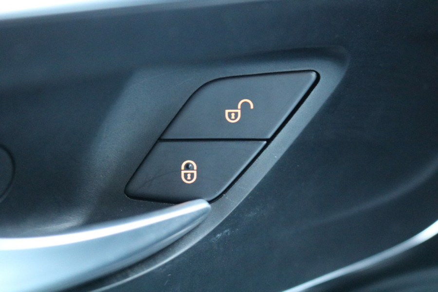 Mercedes-Benz Vito 114 CDI Lang Automaat Airco Navigatie Camera