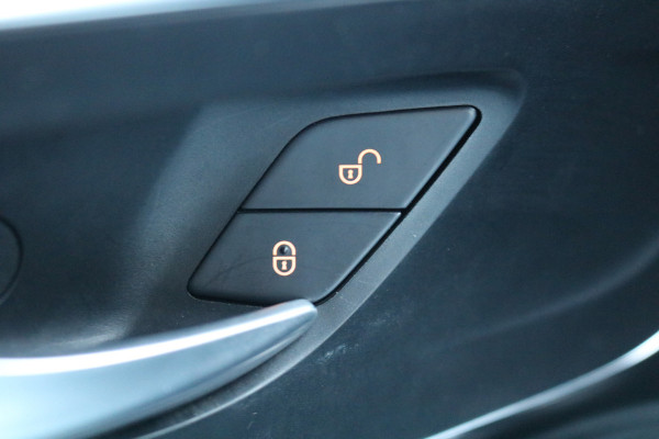 Mercedes-Benz Vito 114 CDI Lang Automaat Airco Navigatie Camera