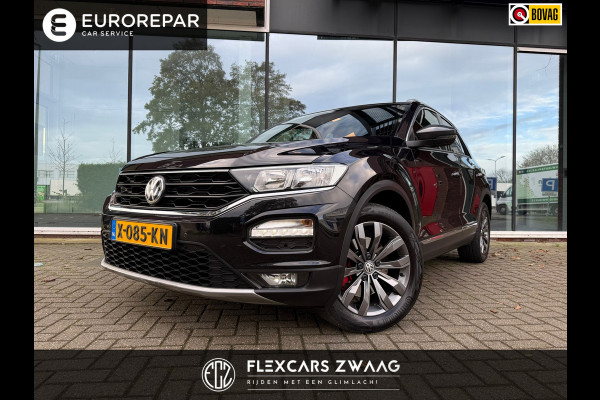 Volkswagen T-Roc 1.5 TSI Sport - Automaat - Pano/schuifdak - Navi - Parkeerhulp