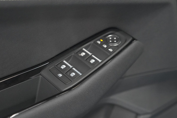 Renault Austral 1.2 E-Tech Full Hybrid 200 Techno | Nieuw Model | Pack Winter | Adaptieve Cruise Control | Camera