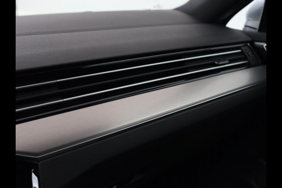 Volkswagen Passat 1.5 TSI R Line | Panoramadak | Nappaleder | Stoelverwarming | Massage | Memory | Camera | Matrix LED | Carplay | Navigatie | Keyless | Virtual Cockpit