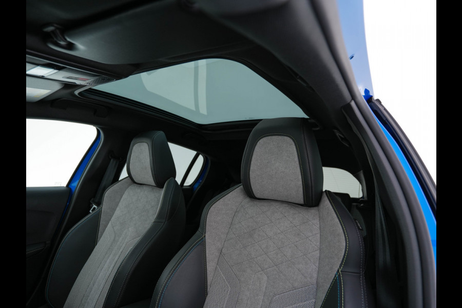 Peugeot e-208 EV GT 350 50 kWh [ 3-Fase ] (INCL.BTW) *PANO | FULL-LED | DIGI-COCKPIT | BLINDSPOT | CAMERA | LEATHER-ALCANTARA | AMBIENT-LIGHT | NAVI-FULLMAP | LANE-ASSIST | KEYLESS | DAB | CCS-FASTLOADER | HEATED-SPORTSEATS | 17''ALU