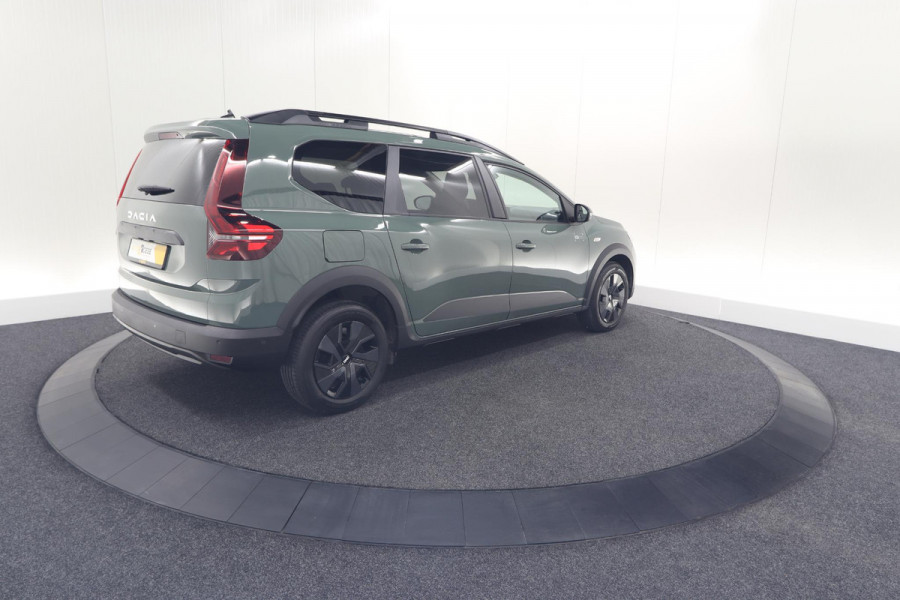 Dacia Jogger TCe 100 ECO-G LPG Expression | 7 Zitplaatsen | Camera | Dodehoekdetectie | Navigatie