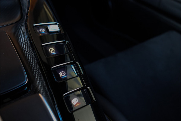 Mercedes-Benz AMG GTR 4.0 R PRO **Ceramic/Achterasbesturing/Full carbon**