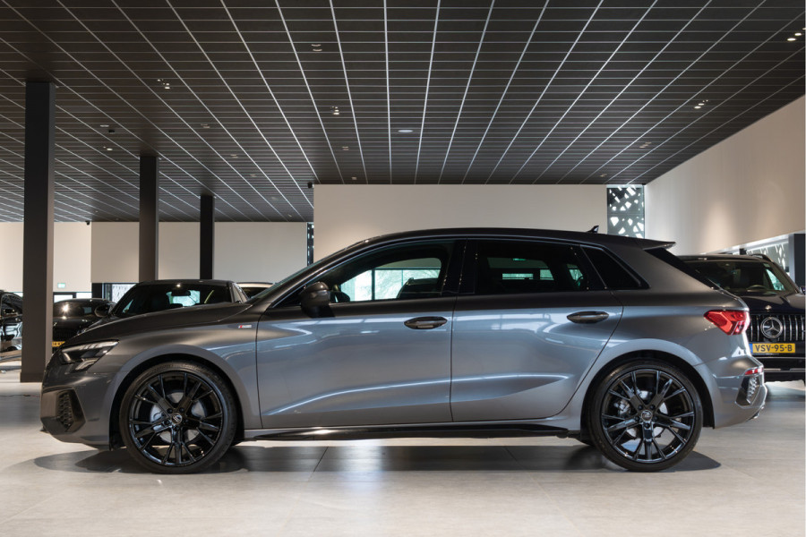 Audi A3 Sportback 30 TFSI S-Line Edition Blackline|Virtual|MMI Plus|Sound|LED|Sportstoelen|18"|Ambient|New service/apk