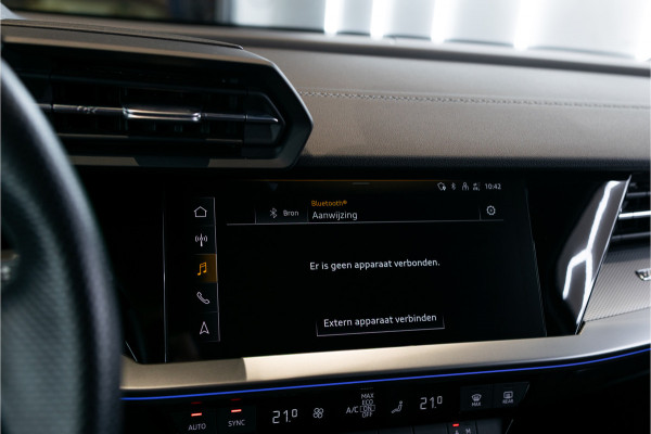 Audi A3 Sportback 30 TFSI S-Line Edition Blackline|Virtual|MMI Plus|Sound|LED|Sportstoelen|18"|Ambient|New service/apk