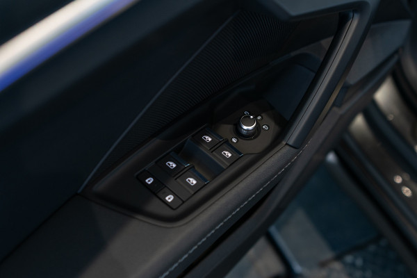 Audi A3 Sportback 30 TFSI S-Line Edition Blackline|Virtual|MMI Plus|Sound|LED|Sportstoelen|18"|Ambient|New service/apk