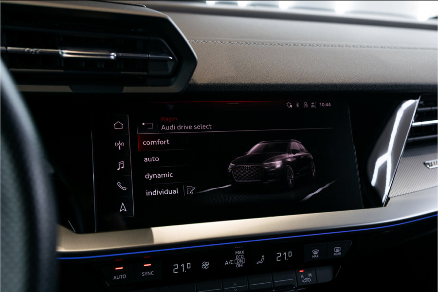 Audi A3 Sportback 30 TFSI S-Line Edition Blackline|Virtual|MMI Plus|Sound|LED|Sportstoelen|18"|Ambient|New service/apk