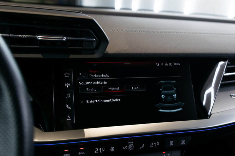 Audi A3 Sportback 30 TFSI S-Line Edition Blackline|Virtual|MMI Plus|Sound|LED|Sportstoelen|18"|Ambient|New service/apk