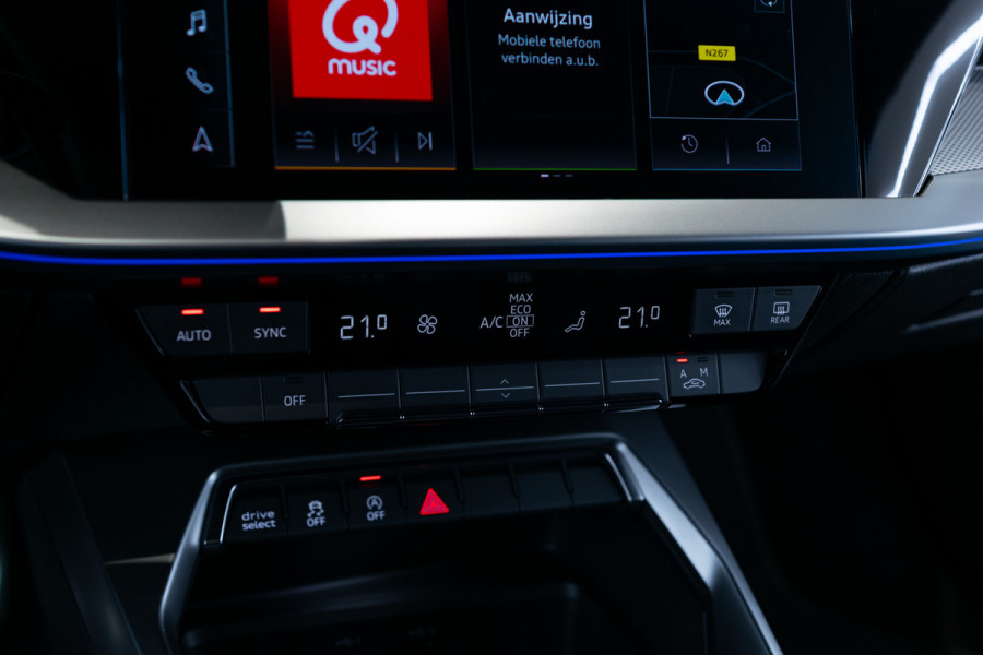 Audi A3 Sportback 30 TFSI S-Line Edition Blackline|Virtual|MMI Plus|Sound|LED|Sportstoelen|18"|Ambient|New service/apk