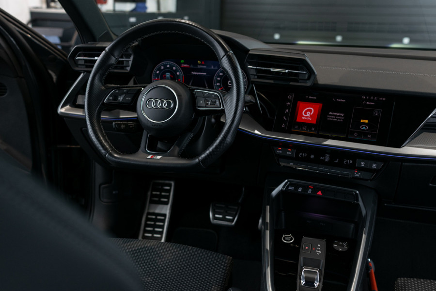 Audi A3 Sportback 30 TFSI S-Line Edition Blackline|Virtual|MMI Plus|Sound|LED|Sportstoelen|18"|Ambient|New service/apk