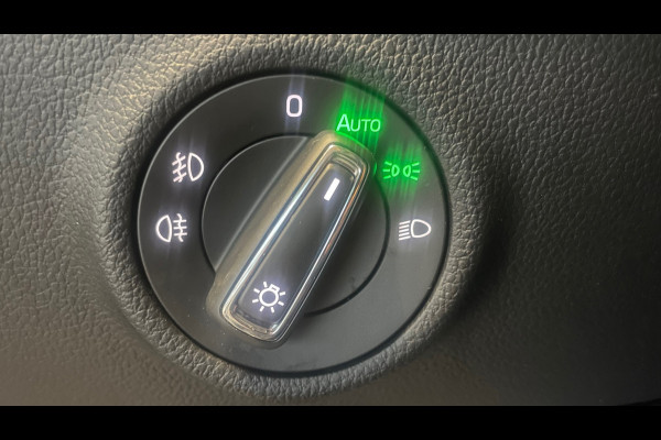 Škoda Superb Combi 1.4 TSI iV PHEV Sportline Business, Laurin Klement, Navigatie, Cruise control, Camera, Trekhaak.