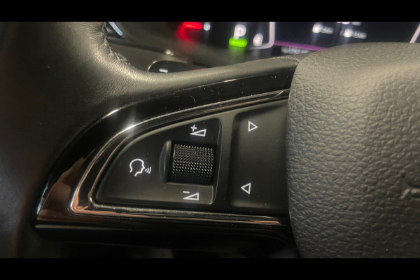 Škoda Superb Combi 1.4 TSI iV PHEV Sportline Business, Laurin Klement, Navigatie, Cruise control, Camera, Trekhaak.