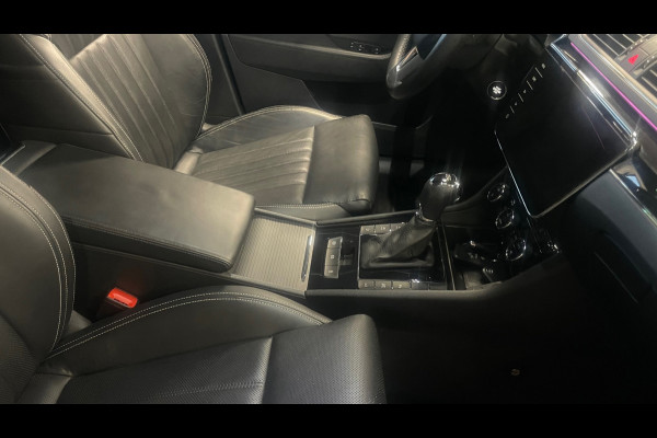 Škoda Superb Combi 1.4 TSI iV PHEV Sportline Business, Laurin Klement, Navigatie, Cruise control, Camera, Trekhaak.
