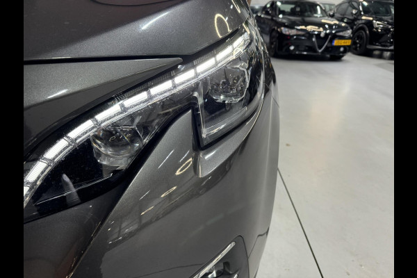 Peugeot 5008 1.6 e-THP GT-Line 7P Garantie Pano Memory Leder Blindspot StoelVW Elek Achterklep Cruise Navi Clima Led Lane Rijklaar