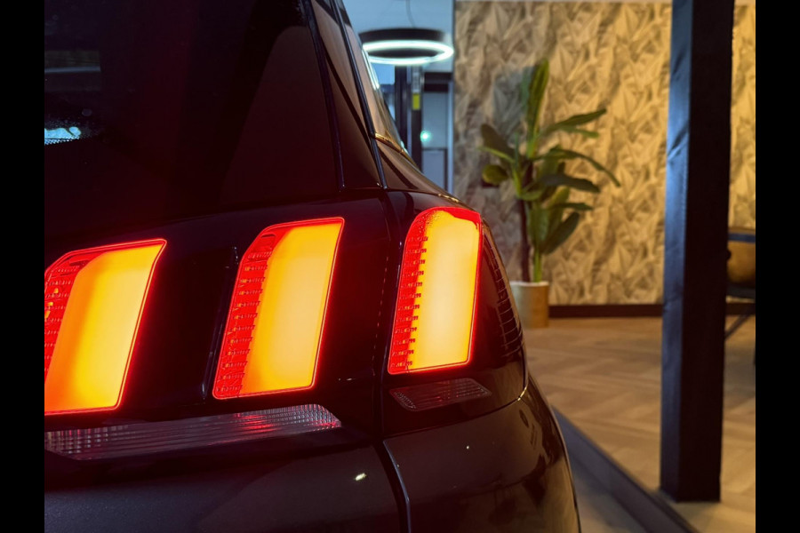 Peugeot 5008 1.6 e-THP GT-Line 7P Garantie Pano Memory Leder Blindspot StoelVW Elek Achterklep Cruise Navi Clima Led Lane Rijklaar