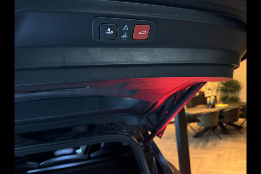Peugeot 5008 1.6 e-THP GT-Line 7P Garantie Pano Memory Leder Blindspot StoelVW Elek Achterklep Cruise Navi Clima Led Lane Rijklaar