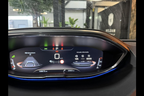 Peugeot 5008 1.6 e-THP GT-Line 7P Garantie Pano Memory Leder Blindspot StoelVW Elek Achterklep Cruise Navi Clima Led Lane Rijklaar