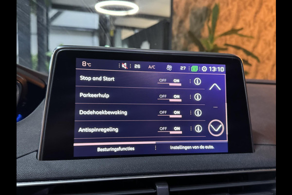Peugeot 5008 1.6 e-THP GT-Line 7P Garantie Pano Memory Leder Blindspot StoelVW Elek Achterklep Cruise Navi Clima Led Lane Rijklaar