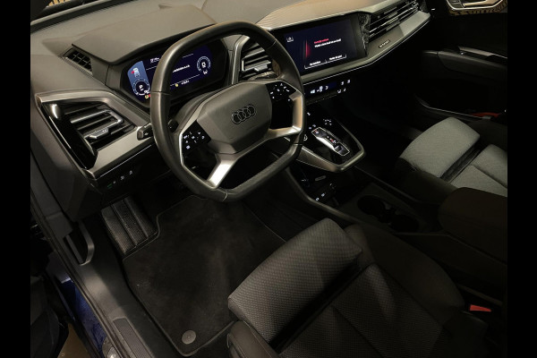 Audi Q4 e-tron 40 Advanced edition 77 kWh|TREKHAAK|ACC|APPLE CARPLAY|CAMERA|STOELVERW|NAVI|INCL BTW|NL-AUTO|1e EIG| NAP|