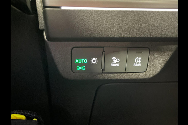 Audi Q4 e-tron 40 Advanced edition 77 kWh|TREKHAAK|ACC|APPLE CARPLAY|CAMERA|STOELVERW|NAVI|INCL BTW|NL-AUTO|1e EIG| NAP|