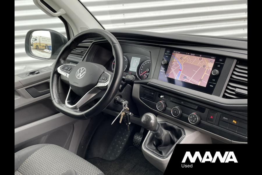 Volkswagen Transporter 2.0 TDI L2H1 Camera Cruise Trekhaak Voorruitverwarming