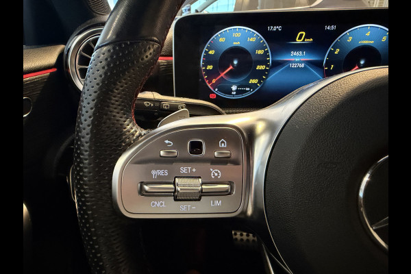 Mercedes-Benz A-Klasse 180 Business Solution Automaat / AMG styling / 18"LM / LED / Navi / Camera