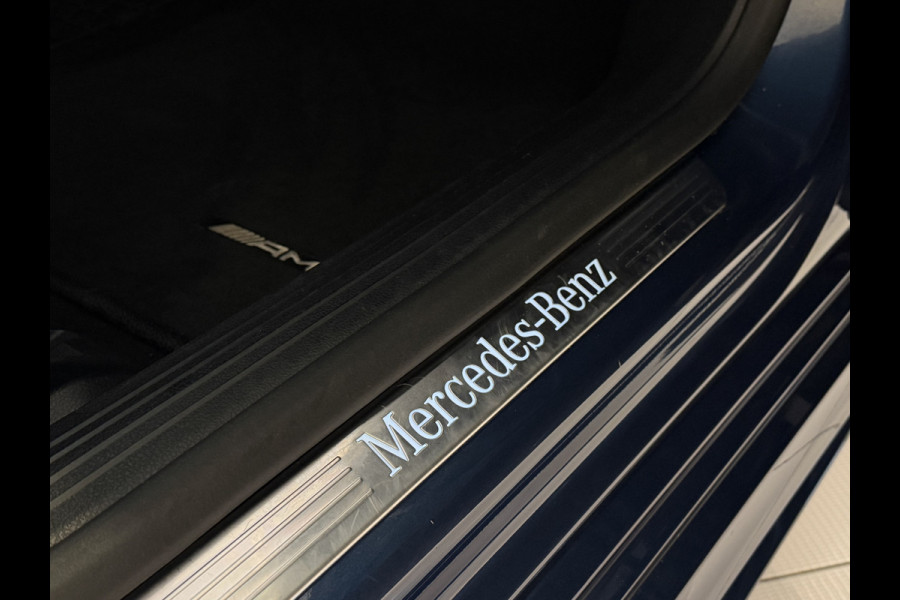 Mercedes-Benz A-Klasse 180 Business Solution Automaat / AMG styling / 18"LM / LED / Navi / Camera