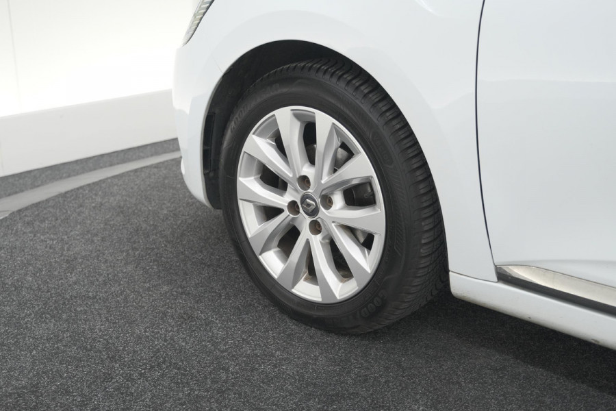 Renault Clio TCe 100 EDC Intens | Trekhaak | 360 Camera | Dodehoekdetectie | Stoelverwarming