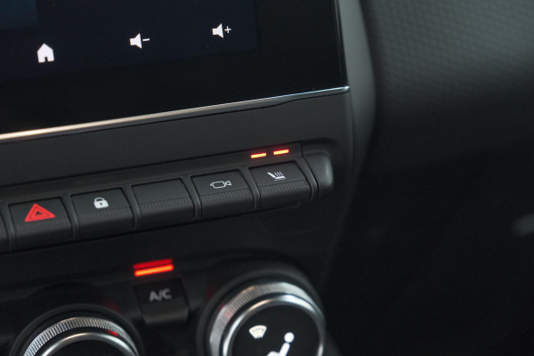 Renault Clio TCe 100 EDC Intens | Trekhaak | 360 Camera | Dodehoekdetectie | Stoelverwarming