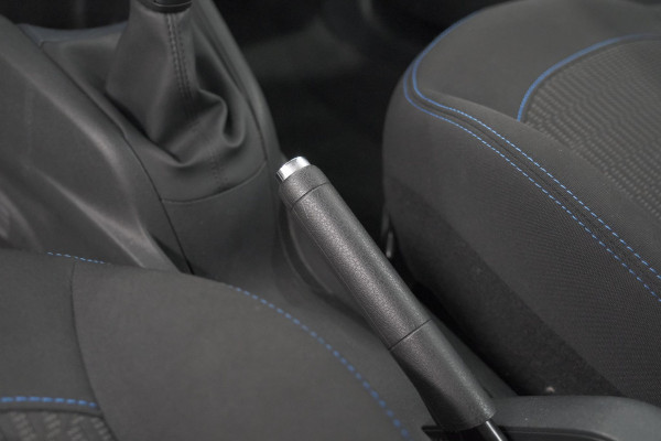 Peugeot 208 PureTech 82 Signature | Parkeersensoren | Apple CarPlay | Navigatie | Airco