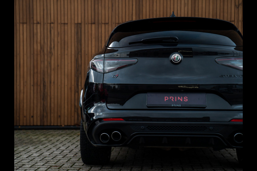 Alfa Romeo Stelvio 2.9 V6 AWD Quadrifoglio | Pano-dak | 21 inch | Harman/Kardon | Adapt. cruise