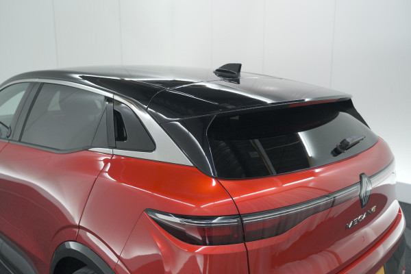 Renault Mégane E-Tech EV60 Optimum Charge Techno | Adaptieve Cruise Control | Winterpakket | Dodehoekdetectie | Harman Kardon