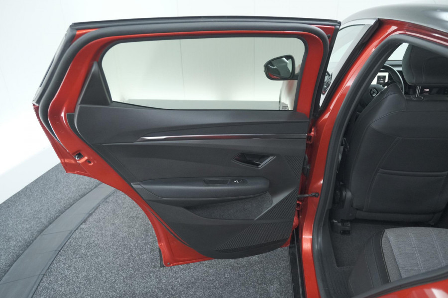 Renault Mégane E-Tech EV60 Optimum Charge Techno | Adaptieve Cruise Control | Winterpakket | Dodehoekdetectie | Harman Kardon