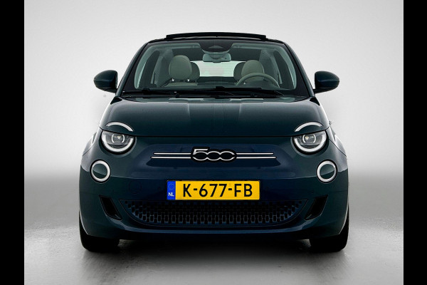 Fiat 500E CABRIO La Prima 87Kw / 42 kWh / Leder / Pdc+Camera / Navigatie / Airco-ecc. / 100% Electrisch,100%Stijlvol / Apk 11-2026