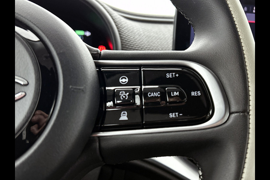 Fiat 500E CABRIO La Prima 87Kw / 42 kWh / Leder / Pdc+Camera / Navigatie / Airco-ecc. / 100% Electrisch,100%Stijlvol / Apk 11-2026