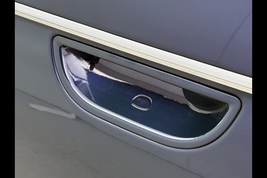 Fiat 500E CABRIO La Prima 87Kw / 42 kWh / Leder / Pdc+Camera / Navigatie / Airco-ecc. / 100% Electrisch,100%Stijlvol / Apk 11-2026