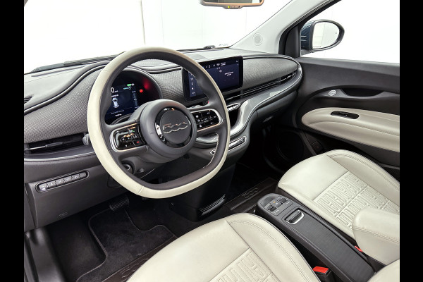 Fiat 500E CABRIO La Prima 87Kw / 42 kWh / Leder / Pdc+Camera / Navigatie / Airco-ecc. / 100% Electrisch,100%Stijlvol / Apk 11-2026
