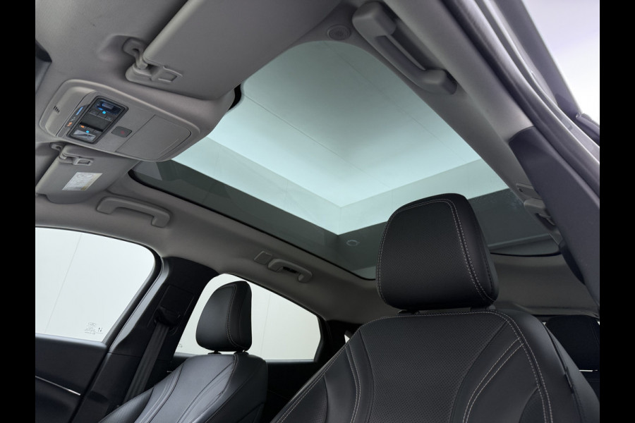 Ford Mustang Mach-E RWD 75kWh Leer (semi-)Autopilot PanoDak Trekhaak 360°Topview-Camera Adaptive-Cruise-Control Apple Carplay B&O®-Hifi 18" E DAB Lane-Assist Keyless-go Autonomous Emergency Braking ESP ASR Verkeersbordherkenning Vermoeidheidsherkenning Dodehoek-Detector 1e Eigenaar Origineel Nederlandse Auto Nieuwprijs €50.424