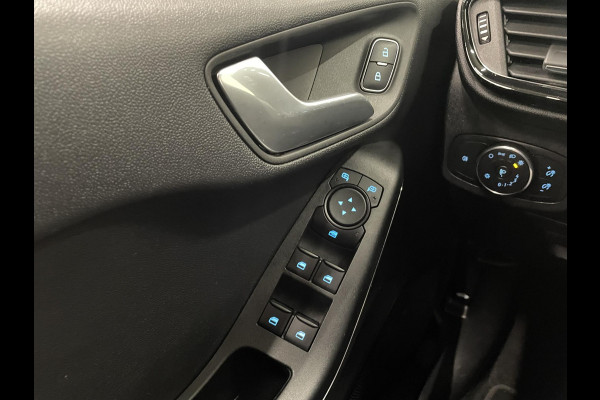 Ford Fiesta 1.0 EcoBoost Hybrid Titanium Navigatie Apple Carplay/Android Auto Cruise Control Full Led Climate Control