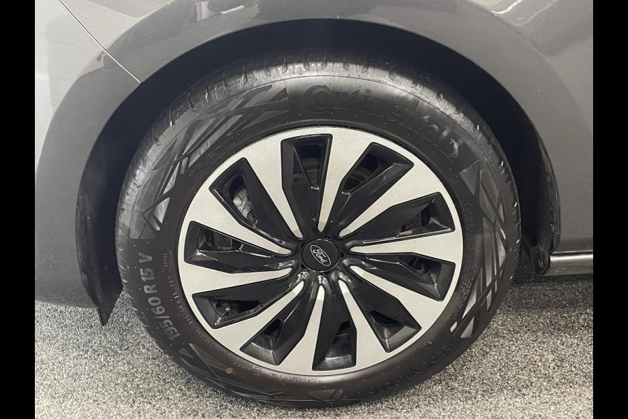 Ford Fiesta 1.0 EcoBoost Hybrid Titanium Navigatie Apple Carplay/Android Auto Cruise Control Full Led Climate Control