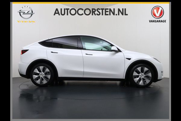 Tesla Model Y Long Range AWD 75kWh Trekhaak SOH 91% Warmtepomp Autopilot Leder Panoramadak Elektr.Stuur+Stoel+Verwarmd Navi Ecc Premium Audio  4WD Camera's Elektr.AchterKlep Parkeer Assistent Sentry-Mode Bluetooth Dodehoek detector Connected services AMD-Ryzen Processor™ 1e Eigenaar 1.600kg Trekvermogen Origineel Nederlandse Auto Garantie op Batterij en Motor tot 29-6-2030 max. 192.000km